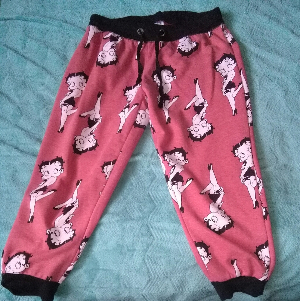 Red and Black Capris Betty Boop Pants